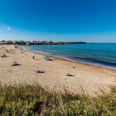 Διαμέρισμα Pointsurprise House 2 *