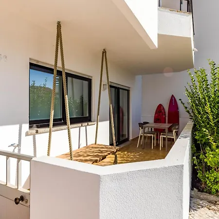 Διαμέρισμα Pointsurprise House 2