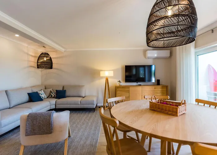 Pointsurprise House 2 Daire Baleal