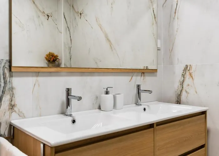 Pointsurprise House 2 Daire